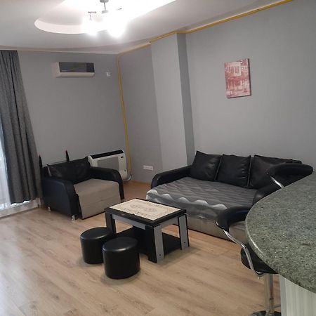 Apartment White Magnolia Batumi Kültér fotó