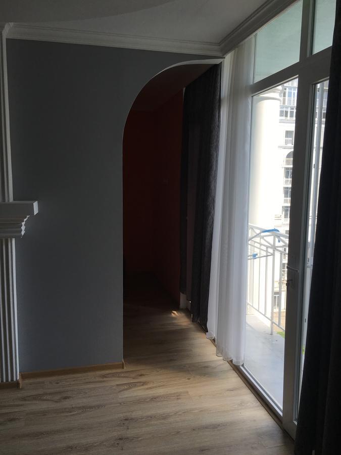 Apartment White Magnolia Batumi Kültér fotó